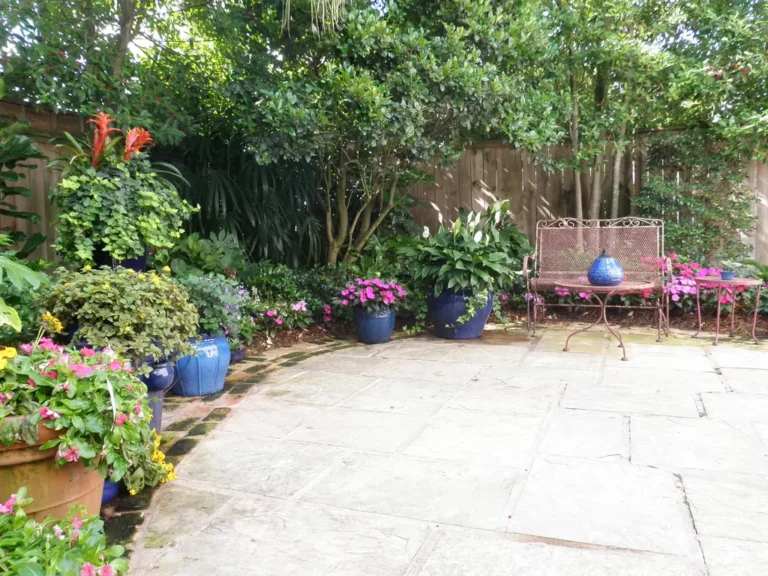 Bev Courtyard 14