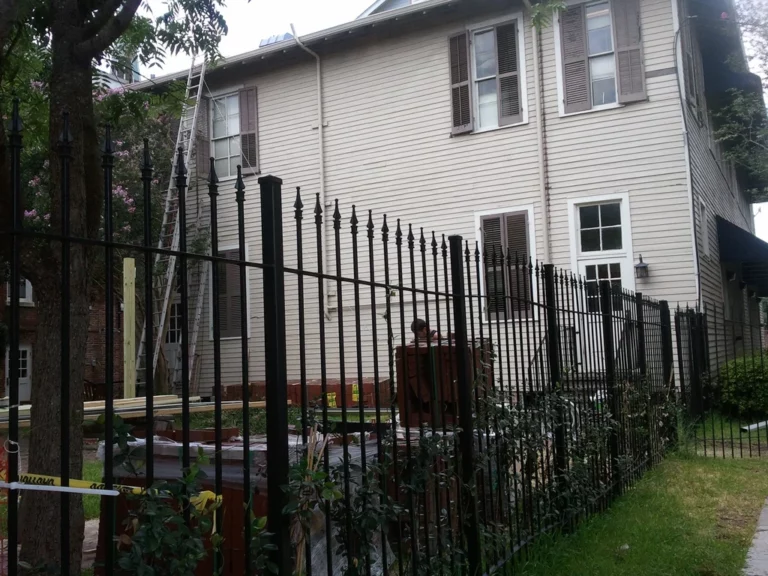 St. George's Episcopal School's Outdoor Common BEFORE Renovations